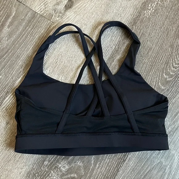 Lululemon Athletica - Picture 10 of 11